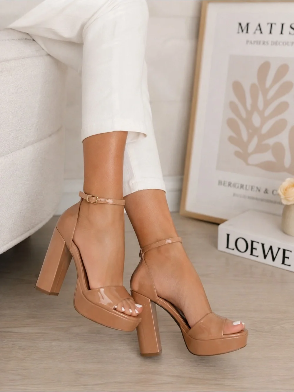 🤎 Zara Patent Platform Heels – Nude – Size 36